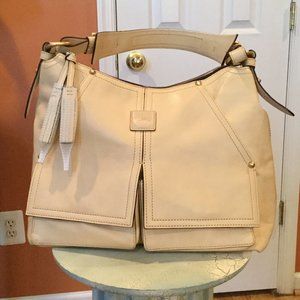 ❤💛DOONEY AND BOURKE KINGSTON💛